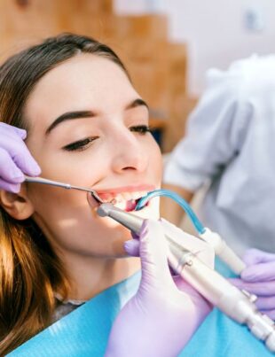 Best Cosmetic Dentist